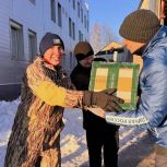 Генераторы, портативные рации, автомобили, средства связи, инструменты: «Единая Россия» организовала в регионах масштабную отправку гумпомощи участникам СВО