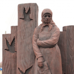 При участии «Единой России» в Удмуртии открыли памятник матерям защитников Родины