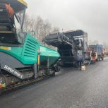 По народной программе в Тамбовской области ведутся ремонтные работы на участке дороги, соединяющем Рассказовский, Уваровский и Знаменский округа