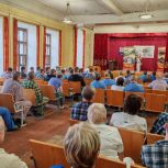 «Единая Россия» поздравила с Днём народного единства участников СВО в гарнизонном военном госпитале Ярославля