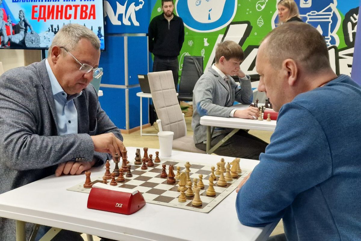 Ханты-Мансийске по инициативе «Единой России» прошёл турнир по быстрым шахматам