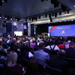 Владимир Якушев: Уважение к человеку труда — один из ключевых принципов работы «Единой России»