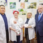 В Магадане партийцы «Единой России» проконтролировали строительство нового родильного дома с функциями перинатального центра