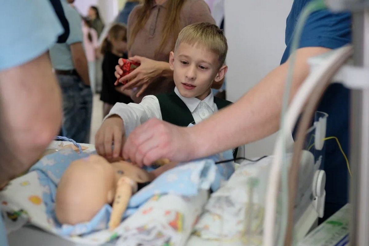 В Международный день недоношенных детей «Единая Россия» поблагодарила врачей, которые ежедневно спасают жизни малышей