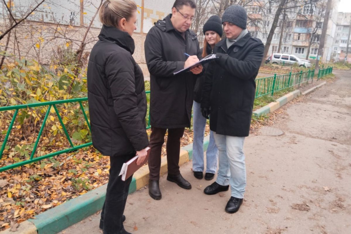 Константин Гончаров принял участие в приемке работ по проекту «Наш город»