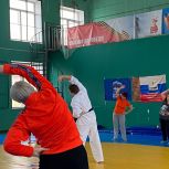 Для «серебряных» волонтёров Октябрьского района состоялась тренировка по боевым единоборствам