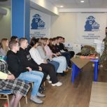 Единороссы организовали мастер-класс по тактической медицине для кемеровских школьников