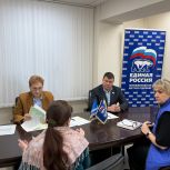 Жительницу Муравленко проконсультировали по вопросу установки автобусной остановки