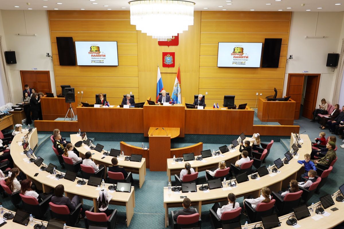 Победителей областных патриотических конкурсов  чествовали в Самарской Губернской Думе