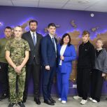 «Единая Россия» обсудила закон «О наставничестве» с выпускниками центра помощи детям города Шахты