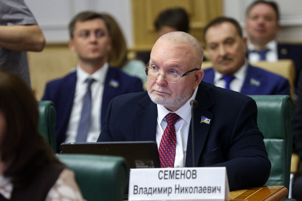 Владимир Семенов: Более 6 тысяч югорских школьников занимаются спортивными единоборствами