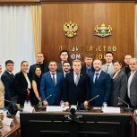 Владимир Якушев и Александр Моор обсудили с предпринимателями налоговые изменения следующего года