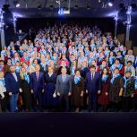 Для мам и жен участников СВО провели благотворительный спектакль