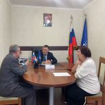 Депутат республиканского парламента Дайтбек Сайпов провел прием граждан на площадке «Единой России»