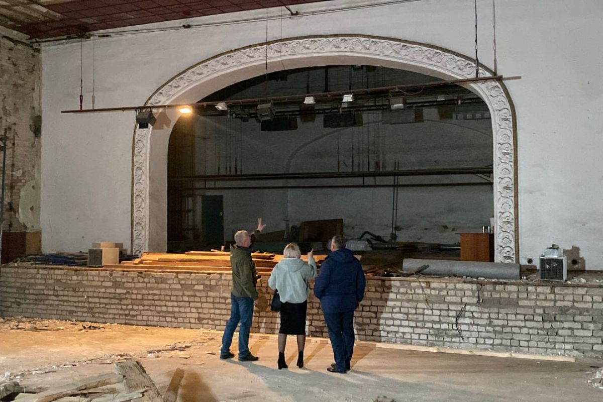 Дом культуры, сквер и фельдшерский пункт в Нижнесерогозском округе вышли на финальную стадию ремонта по народной программе «Единой России»