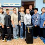 Подарок хору «Вдохновение» от Собрания депутатов Саткинского муниципального округа фракции «Единой России»