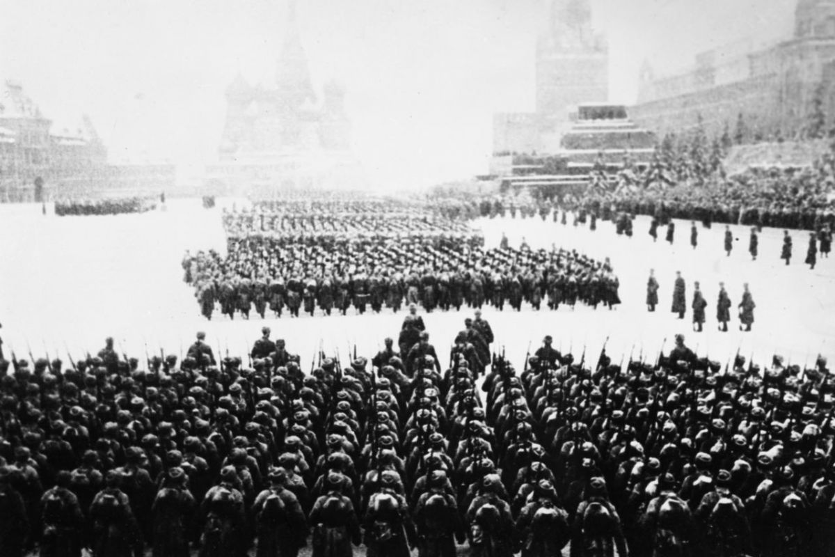 Исторический парад