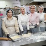 В Крыму в преддверии праздника Дня матери продолжают реализацию федеральной акции «Вкус заботы», организованной «Женским движением Единой России»