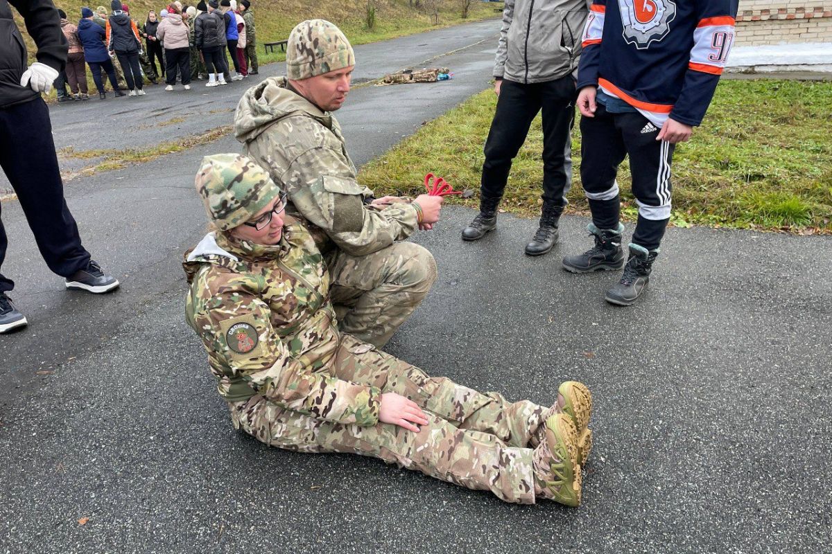 Миасские единороссы освоили азы тактической медицины