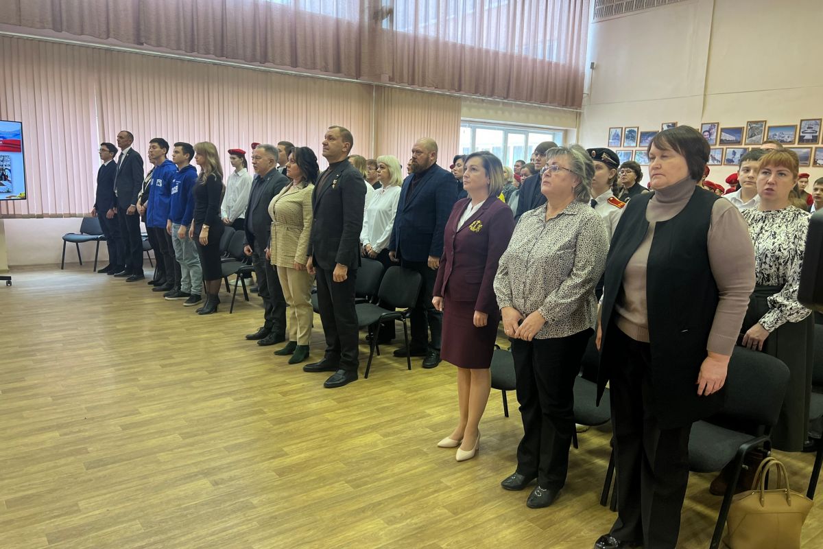 «Единая Россия» помогла открыть музей и памятную аллею в ульяновской школе №50