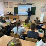 Елена Федюнина провела урок для школьников на тему «Как решать конфликты и справляться с трудностями»