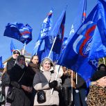 Фестивали, благотворительные акции, автопробеги, викторины: «Единая Россия» провела в регионах праздничные мероприятия