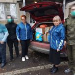 Неравнодушные жители Заводского района передали гуманитарную помощь в госпиталь бойцам СВО