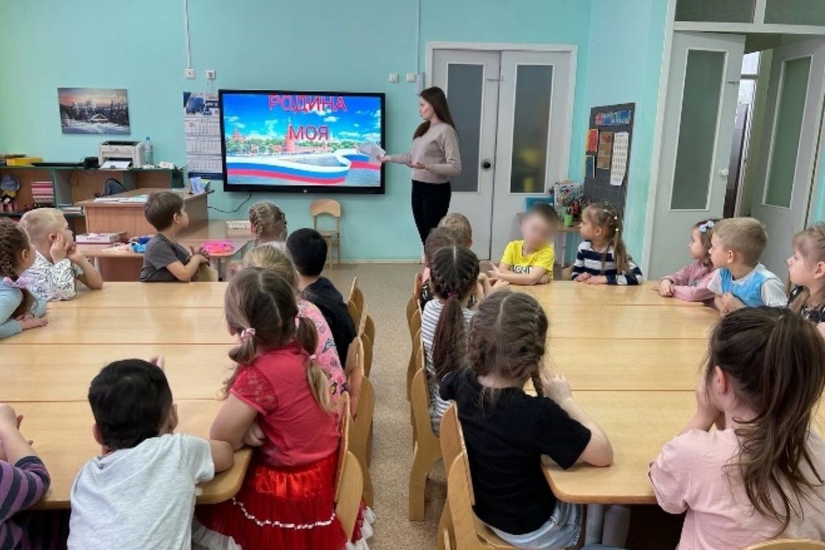 Детский сад «Ладошки» получил подарки от ООО «Просвещение-Союз»