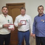 Секретарь Карабашского местного отделения партии Павел Титов получил высокую оценку работы на благо фронта