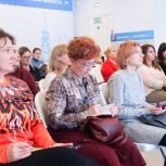 В штабе общественной поддержки «Единой России» прошел мастер-класс «Нейросеть для НКО и бизнеса»