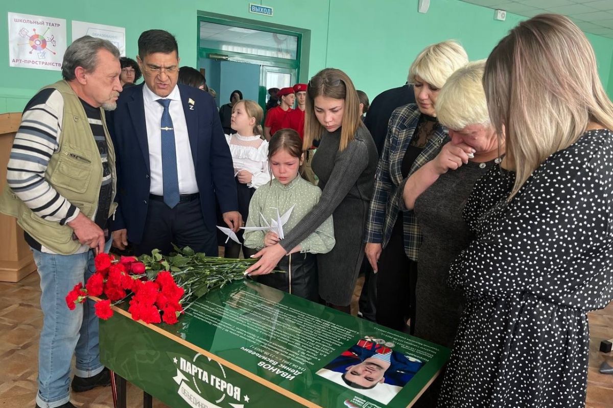 Прокопьеские единороссы открыли две Парты героя