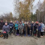 Партийный актив провёл субботник в селе Булзи Каслинского района