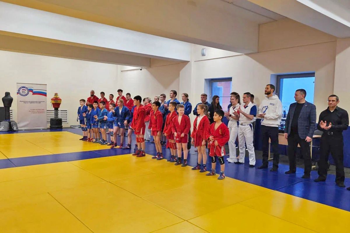 В Мурманске «Единая Россия» поддержала соревнования среди студентов по самбо