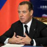 Заместитель председателя Совбеза РФ Дмитрий Медведев встретился с премьер-министром Монголии Ухнаагийном Хурэлсухом