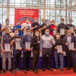 В Подмосковье отметили наградами участников акции «Единая Россия тренирует»