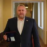 Станислав Подоль награжден медалью «За вклад в развитие агропромышленного комплекса»