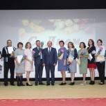 В Омской области прошли праздничные мероприятия в честь Дня учителя