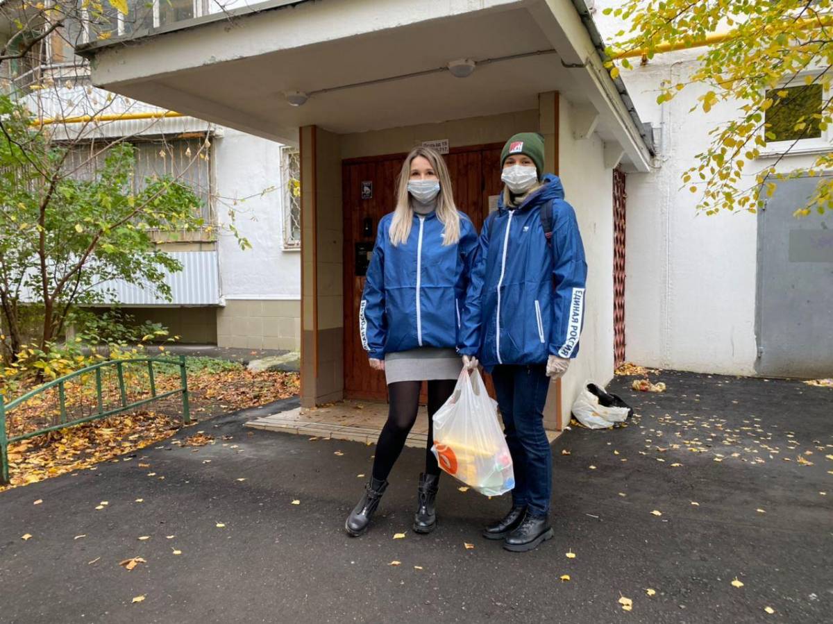 В волонтерские штабы «Единой России» обращаются все больше москвичей,  находящихся на самоизоляции