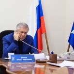 Эрнест Валеев провел личный прием граждан дистанционно