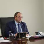 На Ямале впервые на окружном уровне принят закон о мерах господдержки граждан в связи с преобразованием населённых пунктов
