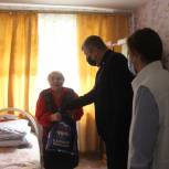 Поздравления с Днем пожилого человека принимали проживающие Октябрьского геронтологического центра