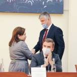 Большинством голосов Алексей Логвиненко избран главой Администрации города еще на четыре года