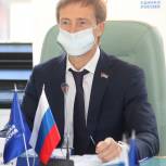 Транспортный налог и реальная помощь медикам: депутаты фракции «Единой России» обсудили первые законодательные инициативы