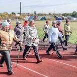 Сторонники «Единой России» провели в регионах акции, посвященные активному долголетию