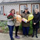 В рамках празднования Международного Дня пожилого человека активисты «Единой России» организовали помощь старшему поколению