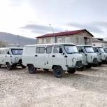 В Магадан доставили первую партию автомобилей УАЗ для медучреждений региона