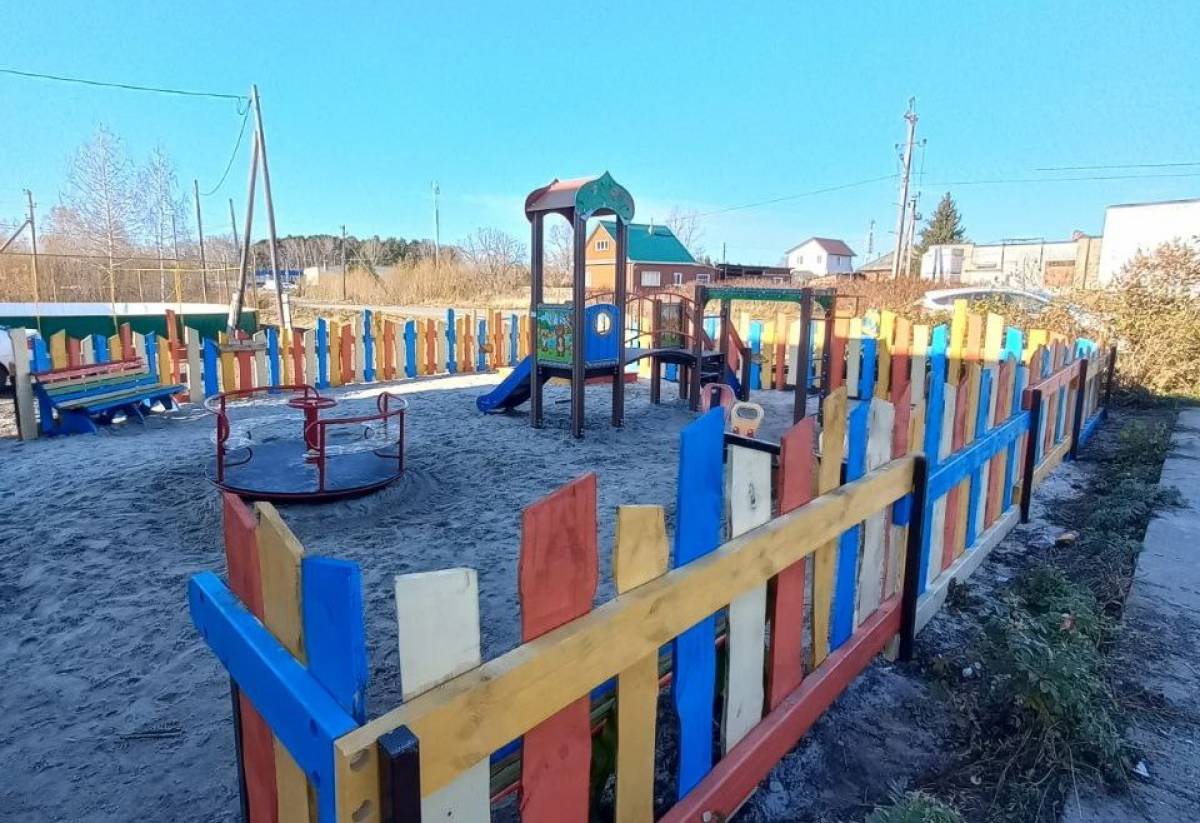 Деревянные детские площадки для дачи