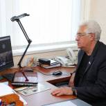 Парламентарии стали участниками обсуждения итогов летней оздоровительной кампании