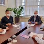Эдуард Кузнецов: Мы мобилизуем волонтерские центры в связи с пиковой нагрузкой на систему здравоохранения