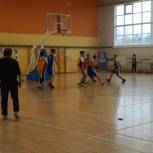 В Щелкове сторонники местного отделения провели тренировки по футболу, легкой атлетике и баскетболу